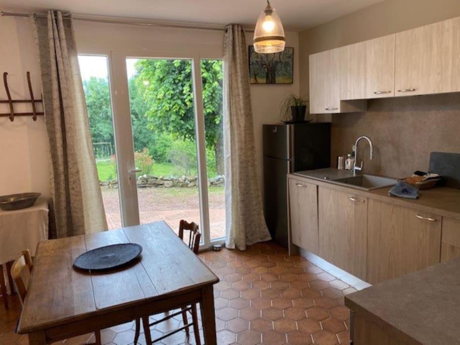 Logement Au Calme Pres D'Aurillac Sansac-de-Marmiesse Extérieur photo